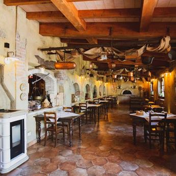 Inside restaurant 05 |Trattoria al fornello