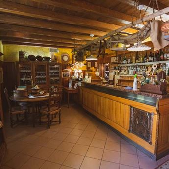 Inside restaurant 06 |Trattoria al fornello